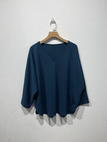 Aine Curved v neck long sleeved top.