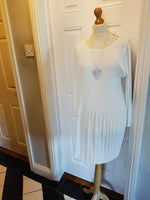 Aideen Italian pleated tunic/dress with necklace one size 16 to 22/24