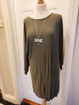 Aideera Italian pleated tunic/dress with necklace one size 16 to 22/24 Stretch tunic( not the same as the Aideen)