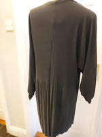 Aideera Italian pleated tunic/dress with necklace one size 16 to 22/24 Stretch tunic( not the same as the Aideen)