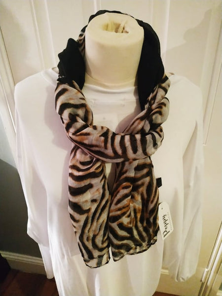 Ada animal print scarf